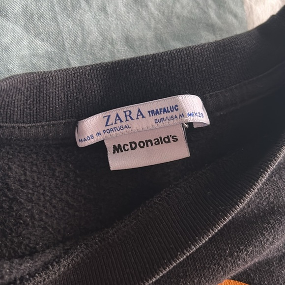ZARA x McDonald’s Colab Sweatshirt - Picture 2 of 2